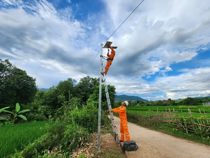 Công trình thanh niên thắp sáng đường quê - Ảnh 9. Công trình thanh niên thắp sáng đường quê - Ảnh 9.