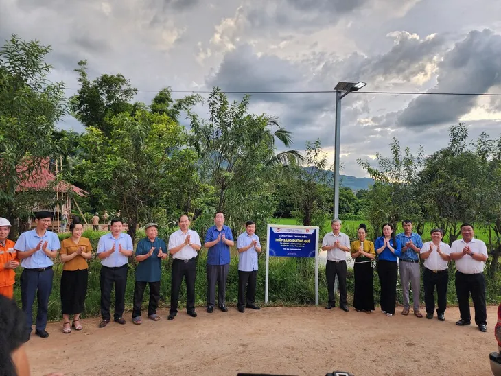 Công trình thanh niên thắp sáng đường quê - Ảnh 3. Công trình thanh niên thắp sáng đường quê - Ảnh 3.