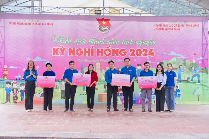 Kỳ nghỉ hồng cấp Trung ương 2024: Hơn 6,5 tỷ đồng triển khai công trình, phần việc thanh niên - Ảnh 10. Kỳ nghỉ hồng cấp Trung ương 2024: Hơn 6,5 tỷ đồng triển khai công trình, phần việc thanh niên - Ảnh 10.