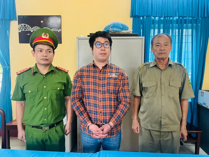 Nhân viên ngân hàng chiếm đoạt tiền tỷ của người thân để mua tiền điện tử - Ảnh 1. Nhân viên ngân hàng chiếm đoạt tiền tỷ của người thân để mua tiền điện tử - Ảnh 1.
