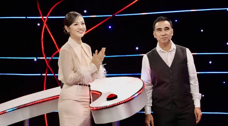 Vì bạn xứng đáng (VTV3): Á hậu Thủy Tiên mang niềm vui đến với gia đình nạn nhân chất độc da cam - Ảnh 1. Vì bạn xứng đáng (VTV3): Á hậu Thủy Tiên mang niềm vui đến với gia đình nạn nhân chất độc da cam - Ảnh 1.