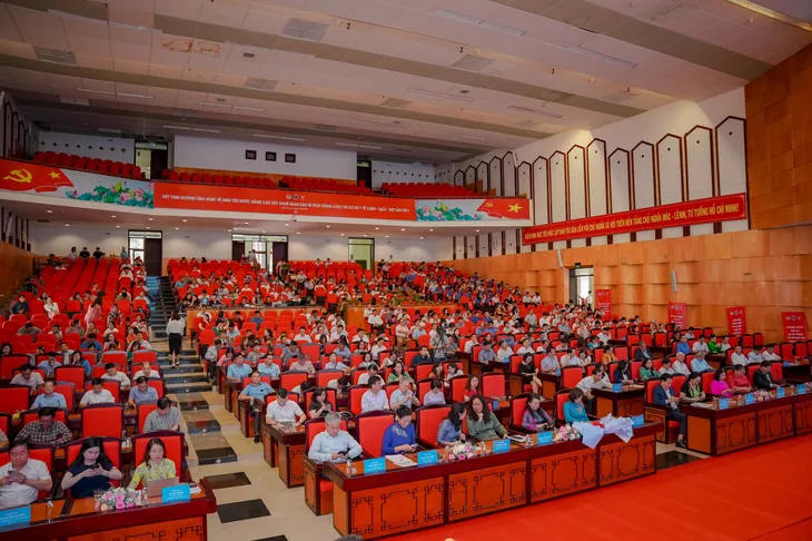 Mít tinh hưởng ứng Ngày Vệ sinh yêu nước, nâng cao sức khỏe nhân dân - Ảnh 4. Mít tinh hưởng ứng Ngày Vệ sinh yêu nước, nâng cao sức khỏe nhân dân - Ảnh 4.