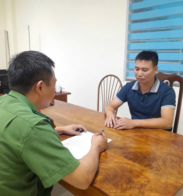 Khởi tố tài xế xe tải chống người thi hành công vụ tại Tuyên Quang - Ảnh 1. Khởi tố tài xế xe tải chống người thi hành công vụ tại Tuyên Quang - Ảnh 1.