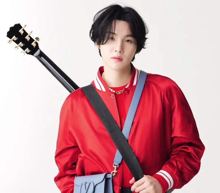 Suga (BTS) bị đồng đội tố thái độ kém khi thực hiện nghĩa vụ quân sự - Ảnh 1. Suga (BTS) bị đồng đội tố thái độ kém khi thực hiện nghĩa vụ quân sự - Ảnh 1.