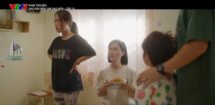 Sao Kim bắn tim Sao Hỏa - Tập 13: Trang đứng ra giảng hòa cho Đào và Yên - Ảnh 2. Sao Kim bắn tim Sao Hỏa - Tập 13: Trang đứng ra giảng hòa cho Đào và Yên - Ảnh 2.