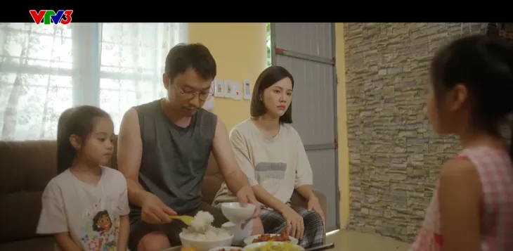 Sao Kim bắn tim Sao Hỏa - Tập 13: Trang đứng ra giảng hòa cho Đào và Yên - Ảnh 3. Sao Kim bắn tim Sao Hỏa - Tập 13: Trang đứng ra giảng hòa cho Đào và Yên - Ảnh 3.