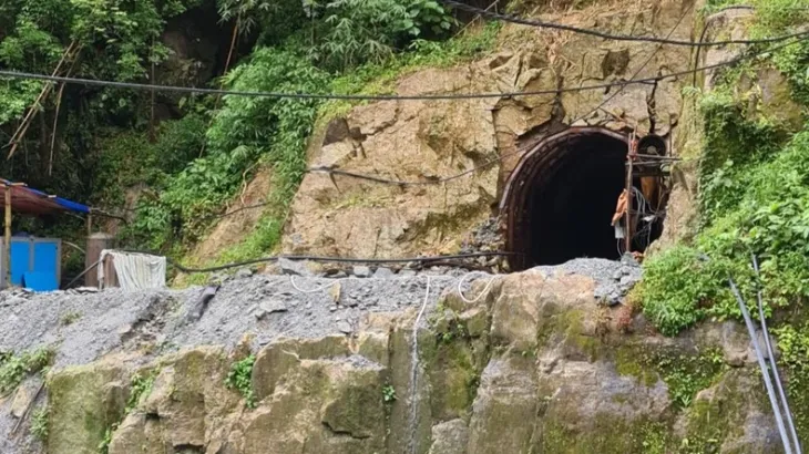 Bắt Phó Giám đốc cùng Thủ kho vụ án nổ mìn làm 2 công nhân thương vong - Ảnh 1. Bắt Phó Giám đốc cùng Thủ kho vụ án nổ mìn làm 2 công nhân thương vong - Ảnh 1.