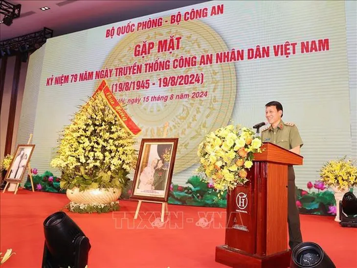 Gặp mặt Kỷ niệm 79 năm Ngày truyền thống Công an nhân dân - Ảnh 3. Gặp mặt Kỷ niệm 79 năm Ngày truyền thống Công an nhân dân - Ảnh 3.