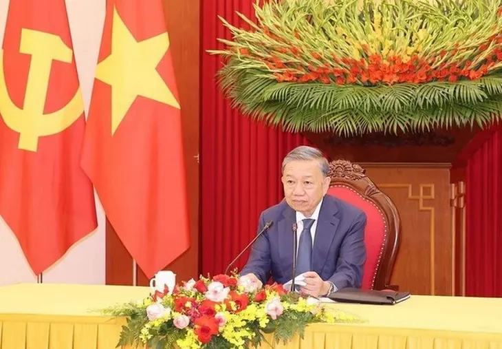 Quan hệ Việt Nam - Trung Quốc là ưu tiên hàng đầu - Ảnh 1. Quan hệ Việt Nam - Trung Quốc là ưu tiên hàng đầu - Ảnh 1.