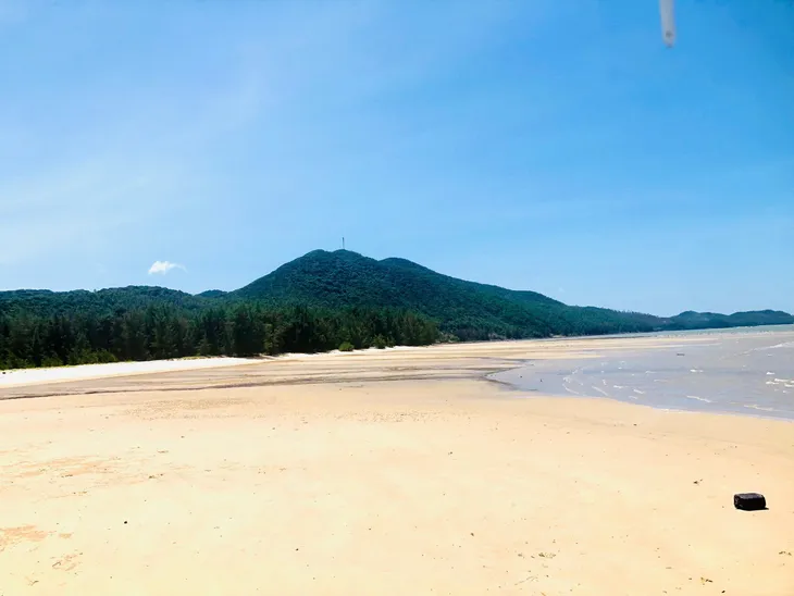 Du lịch Đảo Quan Lạn – Khám phá hòn ngọc thô của vùng đất mỏ - Ảnh 3. Du lịch Đảo Quan Lạn – Khám phá hòn ngọc thô của vùng đất mỏ - Ảnh 3.