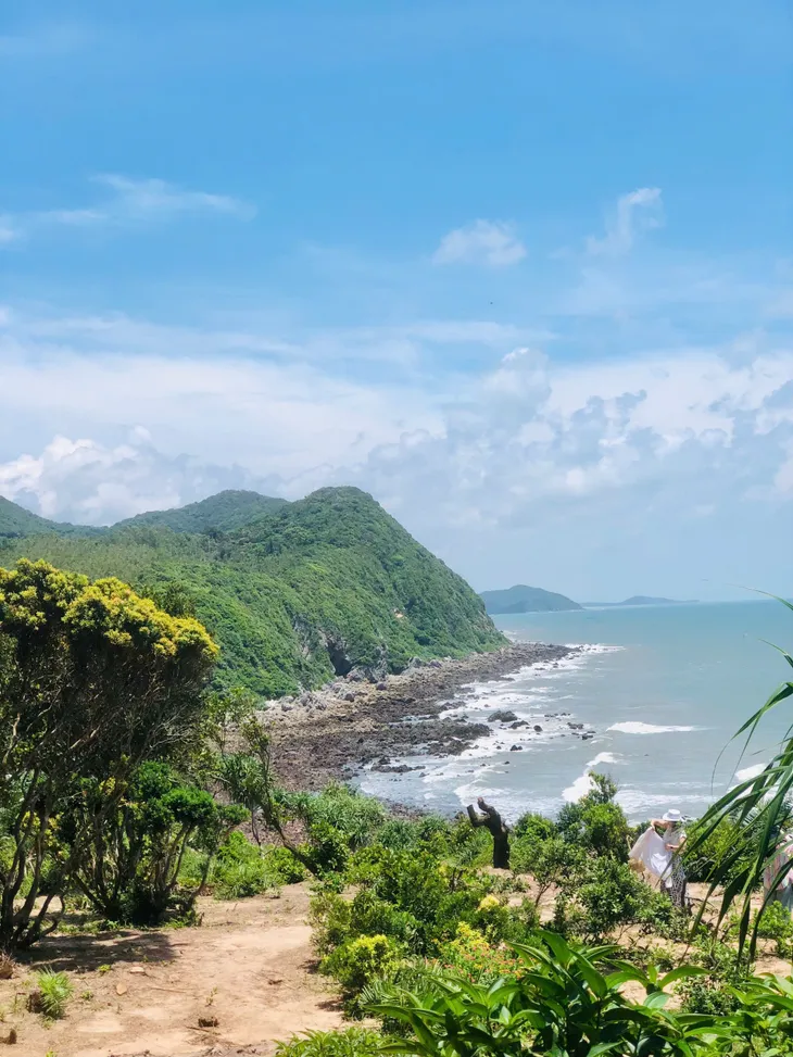 Du lịch Đảo Quan Lạn – Khám phá hòn ngọc thô của vùng đất mỏ - Ảnh 4. Du lịch Đảo Quan Lạn – Khám phá hòn ngọc thô của vùng đất mỏ - Ảnh 4.
