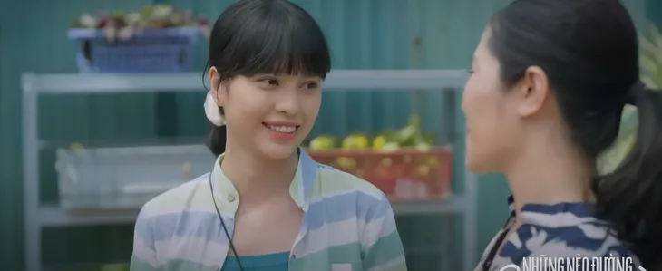 Những nẻo đường gần xa - Tập 59: Bà Châu đẩy thuyền cho con trai và gái làng - Ảnh 2. Những nẻo đường gần xa - Tập 59: Bà Châu đẩy thuyền cho con trai và gái làng - Ảnh 2.