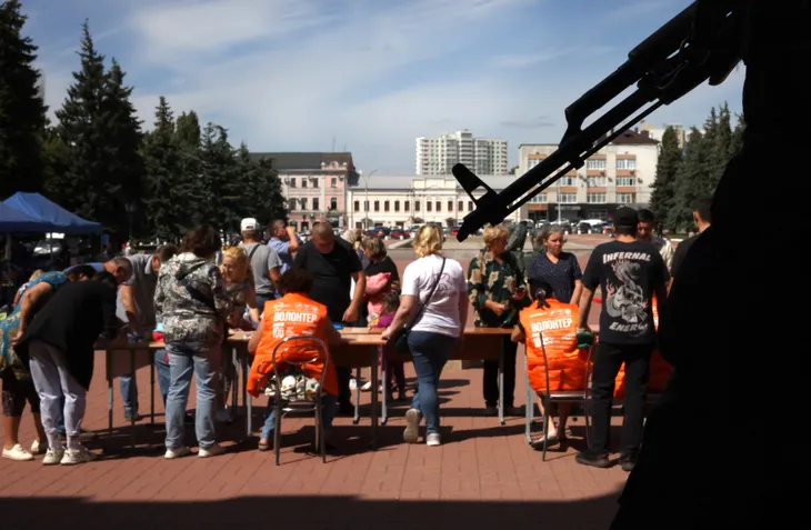 Ukraine tiếp tục tấn công, thêm 3.000 người được sơ tán khỏi khu vực Kursk của Nga - Ảnh 1. Ukraine tiếp tục tấn công, thêm 3.000 người được sơ tán khỏi khu vực Kursk của Nga - Ảnh 1.