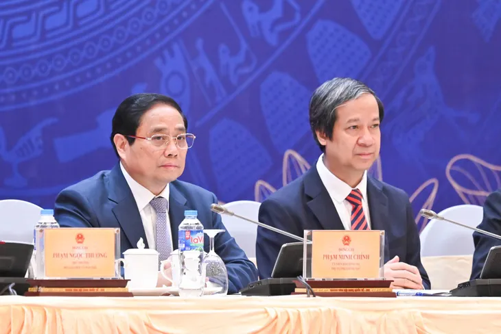 Năm học 2024-2025 đề cao kỷ cương, trách nhiệm, đổi mới không ngừng, nâng cao chất lượng - Ảnh 10. Năm học 2024-2025 đề cao kỷ cương, trách nhiệm, đổi mới không ngừng, nâng cao chất lượng - Ảnh 10.