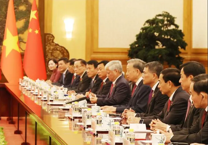 Tổng Bí thư, Chủ tịch nước Tô Lâm hội đàm với Tổng Bí thư, Chủ tịch Trung Quốc Tập Cận Bình - Ảnh 1. Tổng Bí thư, Chủ tịch nước Tô Lâm hội đàm với Tổng Bí thư, Chủ tịch Trung Quốc Tập Cận Bình - Ảnh 1.