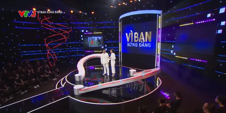 Vì bạn xứng đáng: Hoa khôi Thể thao Thu Hương tiếp sức ước mơ tới trường - Ảnh 1.