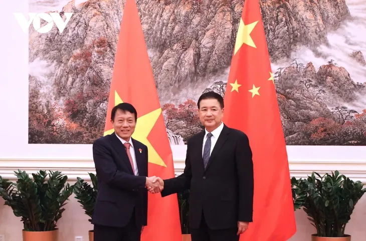 Việt Nam - Trung Quốc tăng cường hợp tác quốc phòng, phòng chống tội phạm - Ảnh 2. Việt Nam - Trung Quốc tăng cường hợp tác quốc phòng, phòng chống tội phạm - Ảnh 2.