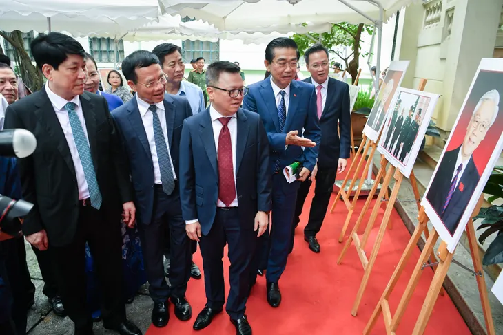 Khai trương Trang thông tin đặc biệt về Tổng Bí thư Nguyễn Phú Trọng - Ảnh 8. Khai trương Trang thông tin đặc biệt về Tổng Bí thư Nguyễn Phú Trọng - Ảnh 8.