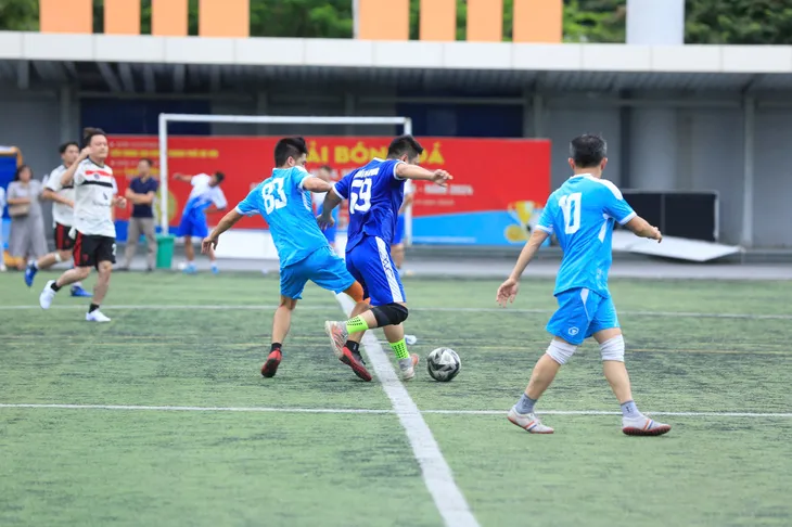 Những khoảnh khắc ấn tượng tại Giải bóng đá mini VTV 2024 - Ảnh 14. Những khoảnh khắc ấn tượng tại Giải bóng đá mini VTV 2024 - Ảnh 14.