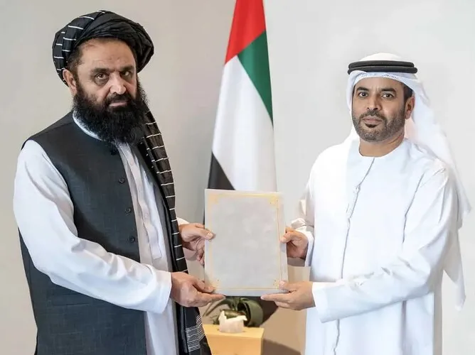 Taliban bổ nhiệm Đại sứ tại UAE lần đầu tiên kể từ khi tiếp quản Afghanistan - Ảnh 1. Taliban bổ nhiệm Đại sứ tại UAE lần đầu tiên kể từ khi tiếp quản Afghanistan - Ảnh 1.