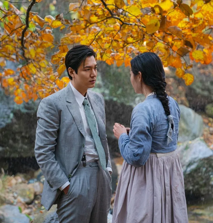 Lee Min Ho “minh oan” cho nhân vật của mình trong Pachinko - Ảnh 1. Lee Min Ho “minh oan” cho nhân vật của mình trong Pachinko - Ảnh 1.