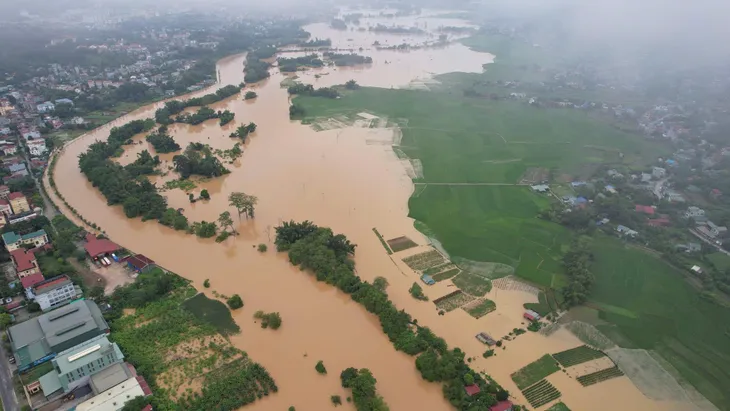 Cao Bằng: Hơn 200 nhà dân bị ngập lụt, sạt lở, hàng chục hộ phải di dời - Ảnh 2. Cao Bằng: Hơn 200 nhà dân bị ngập lụt, sạt lở, hàng chục hộ phải di dời - Ảnh 2.