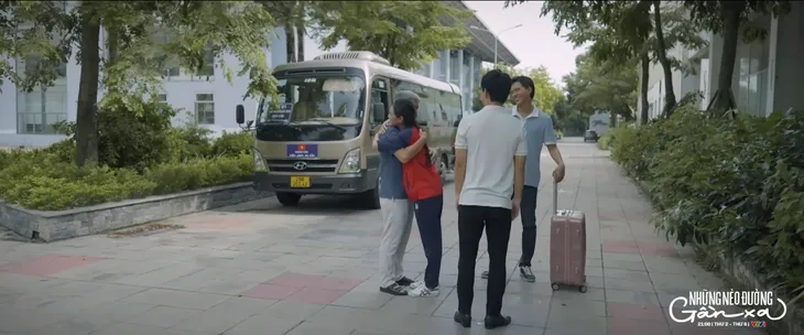 Những nẻo đường gần xa - Tập 64: Đông - Vinh hết cơ hội tái hợp - Ảnh 3. Những nẻo đường gần xa - Tập 64: Đông - Vinh hết cơ hội tái hợp - Ảnh 3.