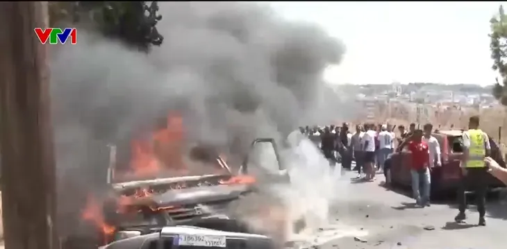 Bất chấp lời kêu gọi hạ nhiệt của quốc tế, Israel tiếp tục không kích Hezbollah - Ảnh 1. Bất chấp lời kêu gọi hạ nhiệt của quốc tế, Israel tiếp tục không kích Hezbollah - Ảnh 1.