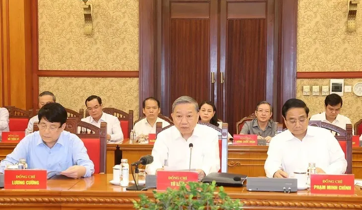 Tổng Bí thư, Chủ tịch nước Tô Lâm chủ trì phiên họp thứ 2 Tiểu ban Văn kiện Đại hội XIV của Đảng - Ảnh 1. Tổng Bí thư, Chủ tịch nước Tô Lâm chủ trì phiên họp thứ 2 Tiểu ban Văn kiện Đại hội XIV của Đảng - Ảnh 1.