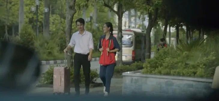 Những nẻo đường gần xa kết thúc, Đông vẫn độc thân - Ảnh 4. Những nẻo đường gần xa kết thúc, Đông vẫn độc thân - Ảnh 4.