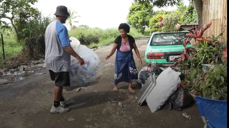 Cuộc chiến chống rác thải nhựa ở Fiji - Ảnh 3. Cuộc chiến chống rác thải nhựa ở Fiji - Ảnh 3.