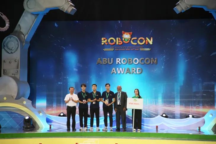 ABU Robocon 2024 diễn ra thành công và để lại ấn tượng đẹp - Ảnh 14. ABU Robocon 2024 diễn ra thành công và để lại ấn tượng đẹp - Ảnh 14.