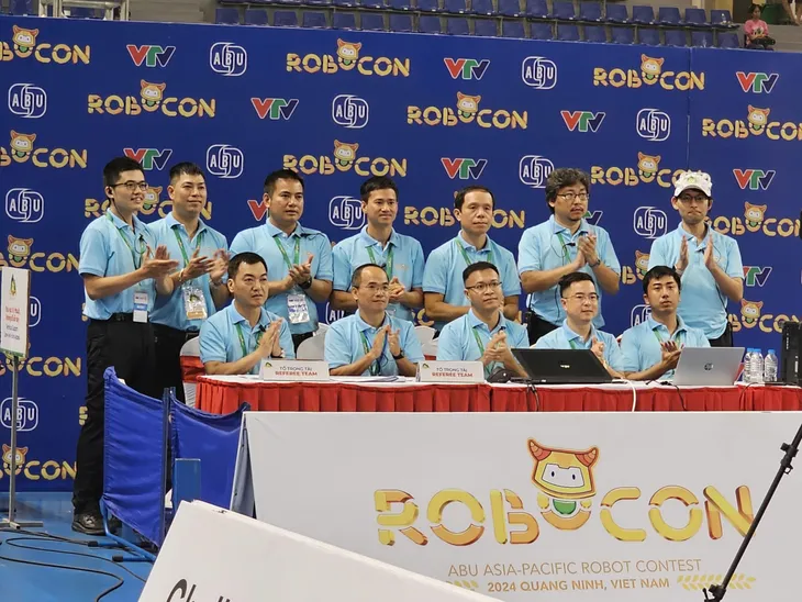 ABU Robocon 2024 diễn ra thành công và để lại ấn tượng đẹp - Ảnh 8. ABU Robocon 2024 diễn ra thành công và để lại ấn tượng đẹp - Ảnh 8.