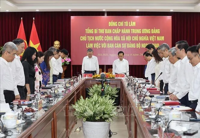 Tổng Bí thư, Chủ tịch nước Tô Lâm làm việc với Ban cán sự Đảng Bộ Ngoại giao - Ảnh 1. Tổng Bí thư, Chủ tịch nước Tô Lâm làm việc với Ban cán sự Đảng Bộ Ngoại giao - Ảnh 1.