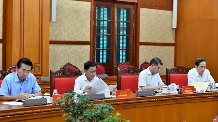 Tổng Bí thư, Chủ tịch nước Tô Lâm chủ trì họp Tiểu ban Nhân sự Đại hội XIV - Ảnh 3. Tổng Bí thư, Chủ tịch nước Tô Lâm chủ trì họp Tiểu ban Nhân sự Đại hội XIV - Ảnh 3.