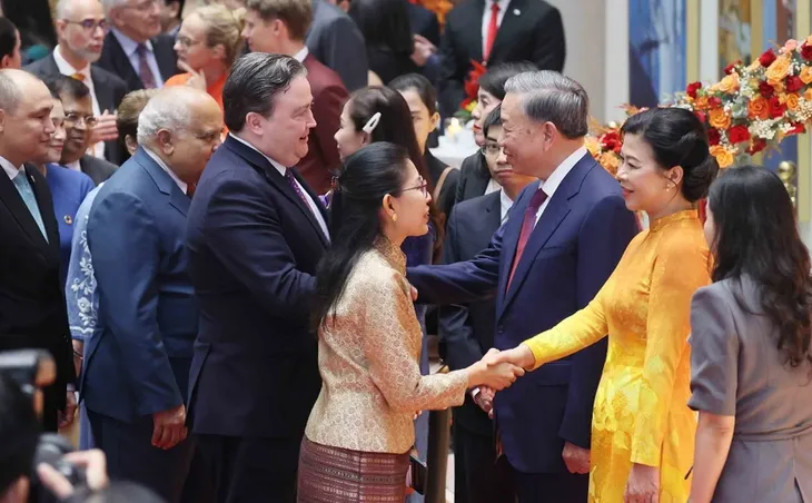 Tổng Bí thư, Chủ tịch nước Tô Lâm chủ trì Chương trình kỷ niệm 79 năm Quốc khánh 2/9 - Ảnh 1. Tổng Bí thư, Chủ tịch nước Tô Lâm chủ trì Chương trình kỷ niệm 79 năm Quốc khánh 2/9 - Ảnh 1.