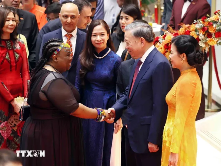 Tổng Bí thư, Chủ tịch nước Tô Lâm chủ trì Chương trình kỷ niệm 79 năm Quốc khánh 2/9 - Ảnh 2. Tổng Bí thư, Chủ tịch nước Tô Lâm chủ trì Chương trình kỷ niệm 79 năm Quốc khánh 2/9 - Ảnh 2.