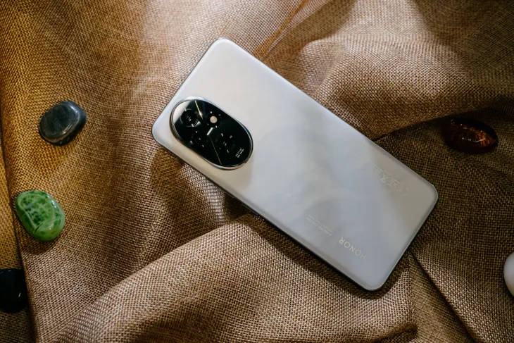 HONOR 200 5G ra mắt thị trường Việt Nam - Ảnh 1. HONOR 200 5G ra mắt thị trường Việt Nam - Ảnh 1.