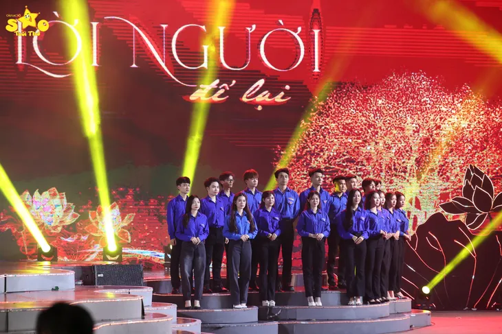 Chương trình nghệ thuật đặc biệt Lời Người để lại: Những khoảnh khắc xúc động - Ảnh 2. Chương trình nghệ thuật đặc biệt Lời Người để lại: Những khoảnh khắc xúc động - Ảnh 2.