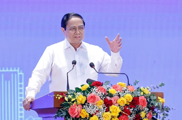 Thủ tướng Phạm Minh Chính: Đà Nẵng cùng cả nước theo kịp, tiến cùng, vươn lên - Ảnh 1. Thủ tướng Phạm Minh Chính: Đà Nẵng cùng cả nước theo kịp, tiến cùng, vươn lên - Ảnh 1.