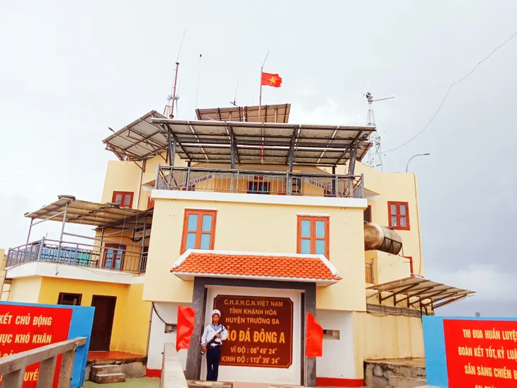 Những người lính Hải quân chắc tay súng gác biển trời Trường Sa - Ảnh 3. Những người lính Hải quân chắc tay súng gác biển trời Trường Sa - Ảnh 3.