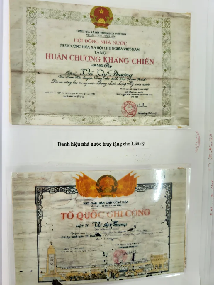 Huyền thoại 10 cô gái dân quân Lam Hạ anh hùng - Ảnh 2. Huyền thoại 10 cô gái dân quân Lam Hạ anh hùng - Ảnh 2.
