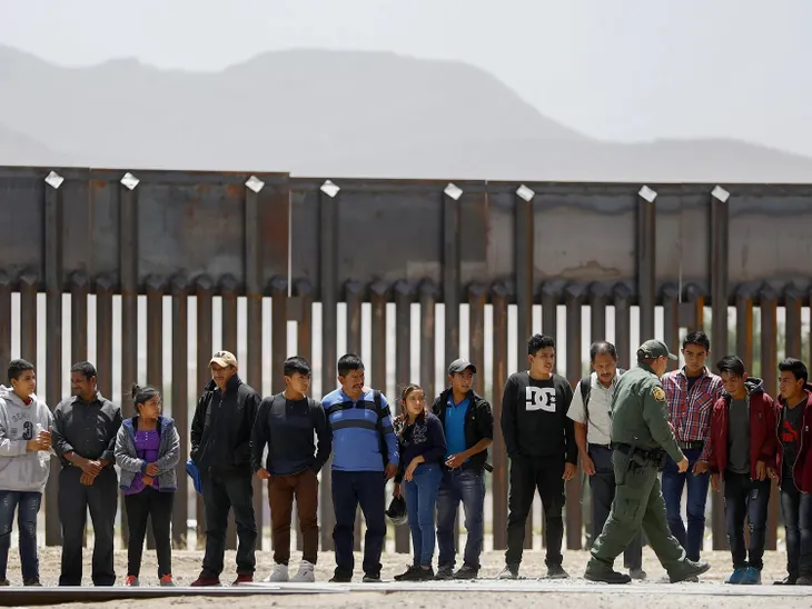 Mexico kêu gọi Mỹ không xây tường biên giới - Ảnh 1. Mexico kêu gọi Mỹ không xây tường biên giới - Ảnh 1.