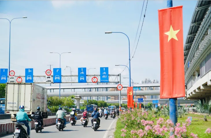 Cảm xúc đặc biệt về ngày Quốc khánh 2/9 của những thế hệ người dân TP Hồ Chí Minh - Ảnh 1. Cảm xúc đặc biệt về ngày Quốc khánh 2/9 của những thế hệ người dân TP Hồ Chí Minh - Ảnh 1.