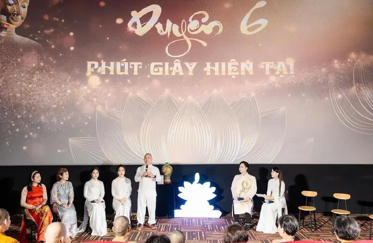 Sao Mai Hiền Anh ra mắt album “Duyên 6” - Ảnh 1. Sao Mai Hiền Anh ra mắt album “Duyên 6” - Ảnh 1.
