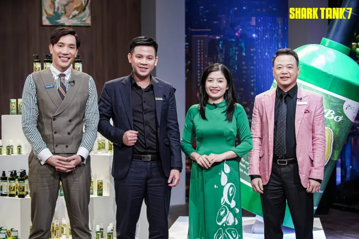 Shark Tank mùa 7: Giải cứu bơ làm thần dược cho da, startup khiến 3 Shark cùng muốn rót tiền - Ảnh 4. Shark Tank mùa 7: Giải cứu bơ làm thần dược cho da, startup khiến 3 Shark cùng muốn rót tiền - Ảnh 4.