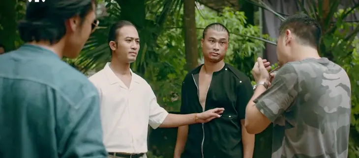 Độc đạo - Tập 3: Lê Toàn sử dụng Hồng để giải quyết ân oán với Dương cơ bắp - Ảnh 5. Độc đạo - Tập 3: Lê Toàn sử dụng Hồng để giải quyết ân oán với Dương cơ bắp - Ảnh 5.
