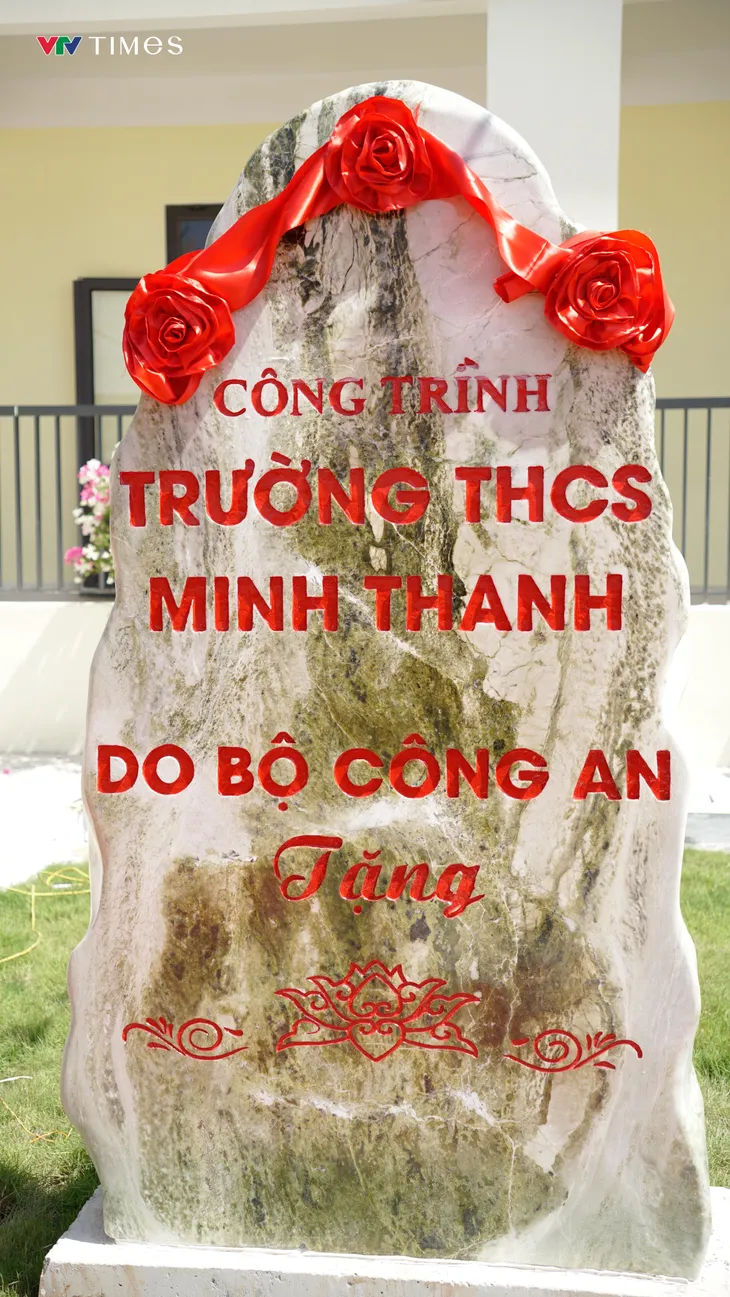 Bộ trưởng Bộ Công an dự Lễ khai giảng năm học mới tại Tuyên Quang - Ảnh 11. Bộ trưởng Bộ Công an dự Lễ khai giảng năm học mới tại Tuyên Quang - Ảnh 11.