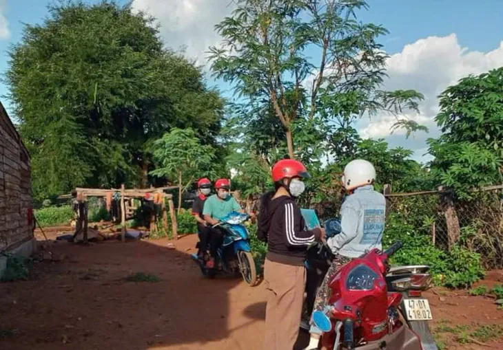 Học sinh Tây Nguyên đón năm học mới xảy ra động đất lớn - Ảnh 3. Học sinh Tây Nguyên đón năm học mới xảy ra động đất lớn - Ảnh 3.