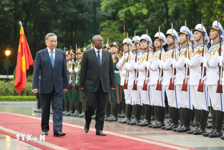 Tổng Bí thư, Chủ tịch nước Tô Lâm chủ trì lễ đón chính thức Tổng thống Guinea-Bissau - Ảnh 4. Tổng Bí thư, Chủ tịch nước Tô Lâm chủ trì lễ đón chính thức Tổng thống Guinea-Bissau - Ảnh 4.